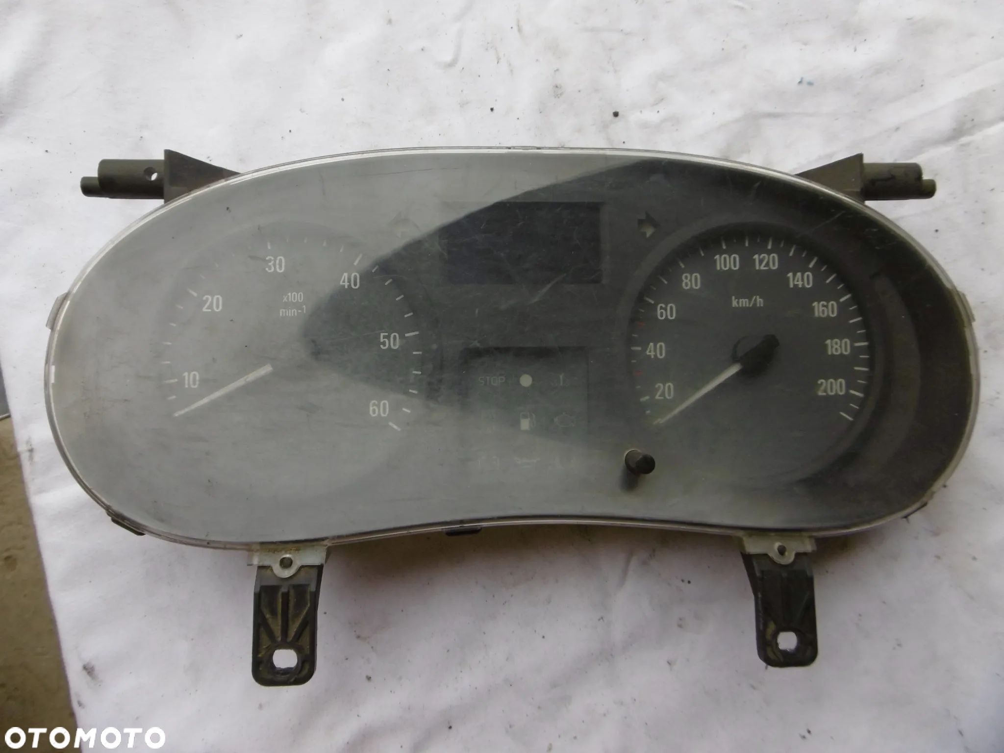 LICZNIK ZEGARY TRAFIC VIVARO 1.9 DCI P8200390135-A - 1