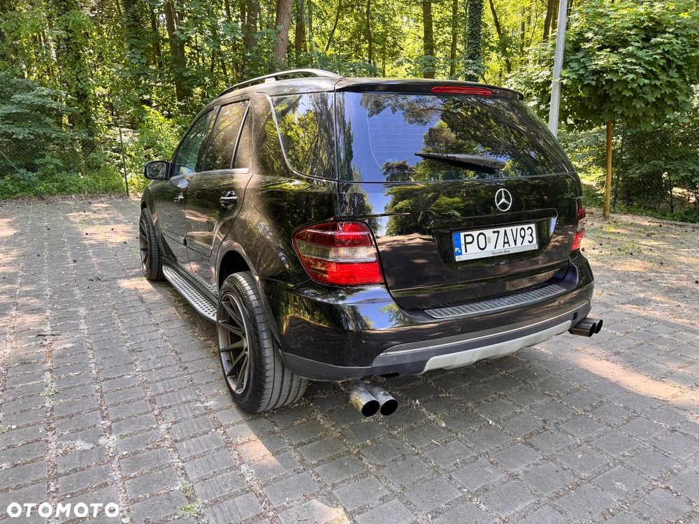 Mercedes-Benz ML - 9