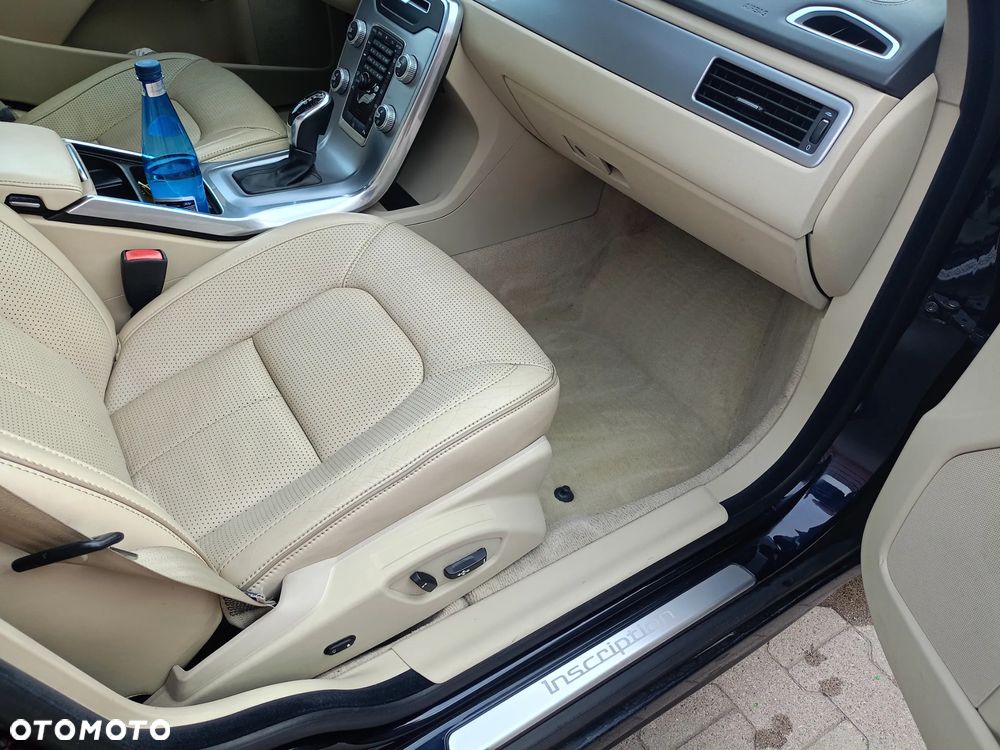 Volvo V70 D4 Geartronic Summum - 10