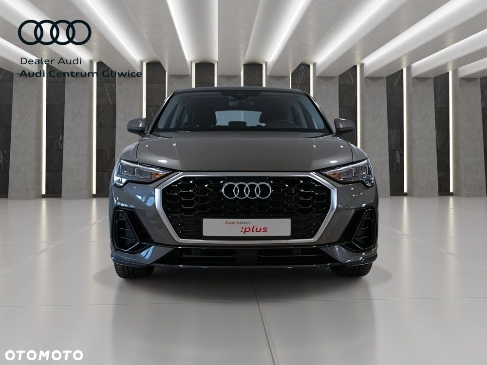 Audi Q3 Sportback - 10