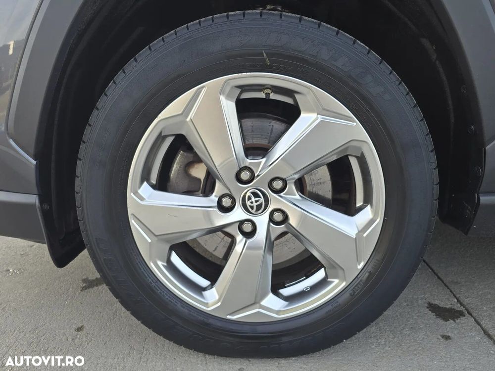 Toyota RAV4 - 7