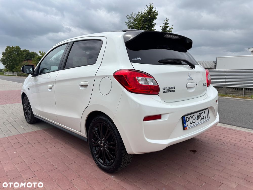 Mitsubishi Space Star - 10