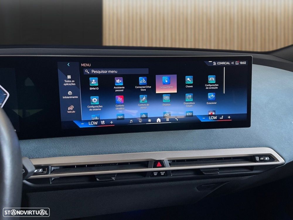 BMW iX xDrive 40 Pack Desportivo - 7