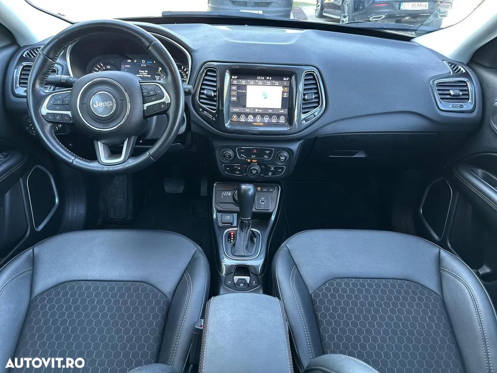 Jeep Compass - 13