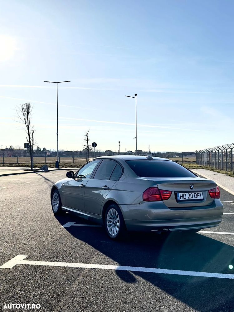 BMW Seria 3 318d DPF - 7