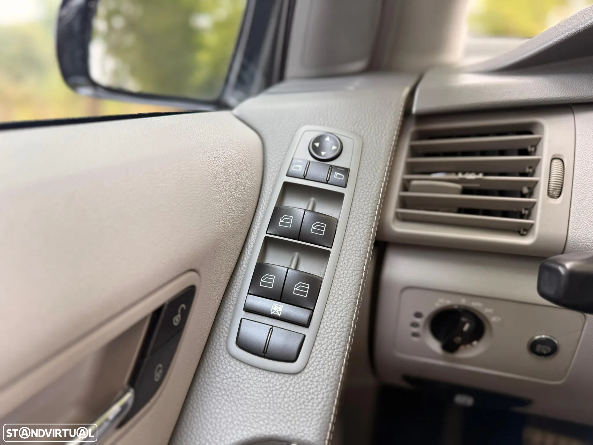 Mercedes-Benz R 320 CDi 4-Matic - 17