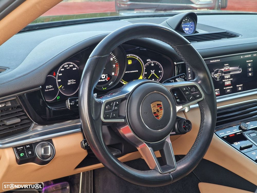 Porsche Panamera 4 E-Hybrid Edition 10 Anos - 18
