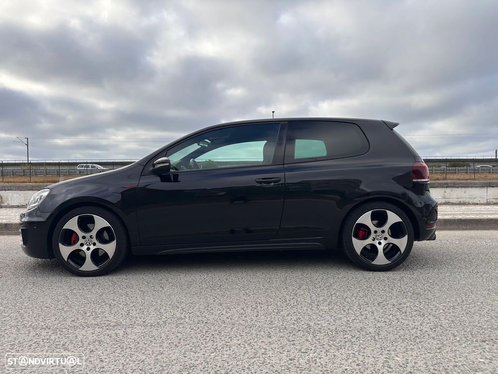 VW Golf 2.0 GTI - 8