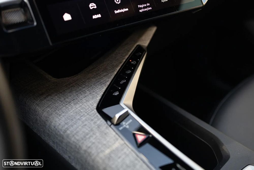 Peugeot E-3008 73 kWh Allure - 18