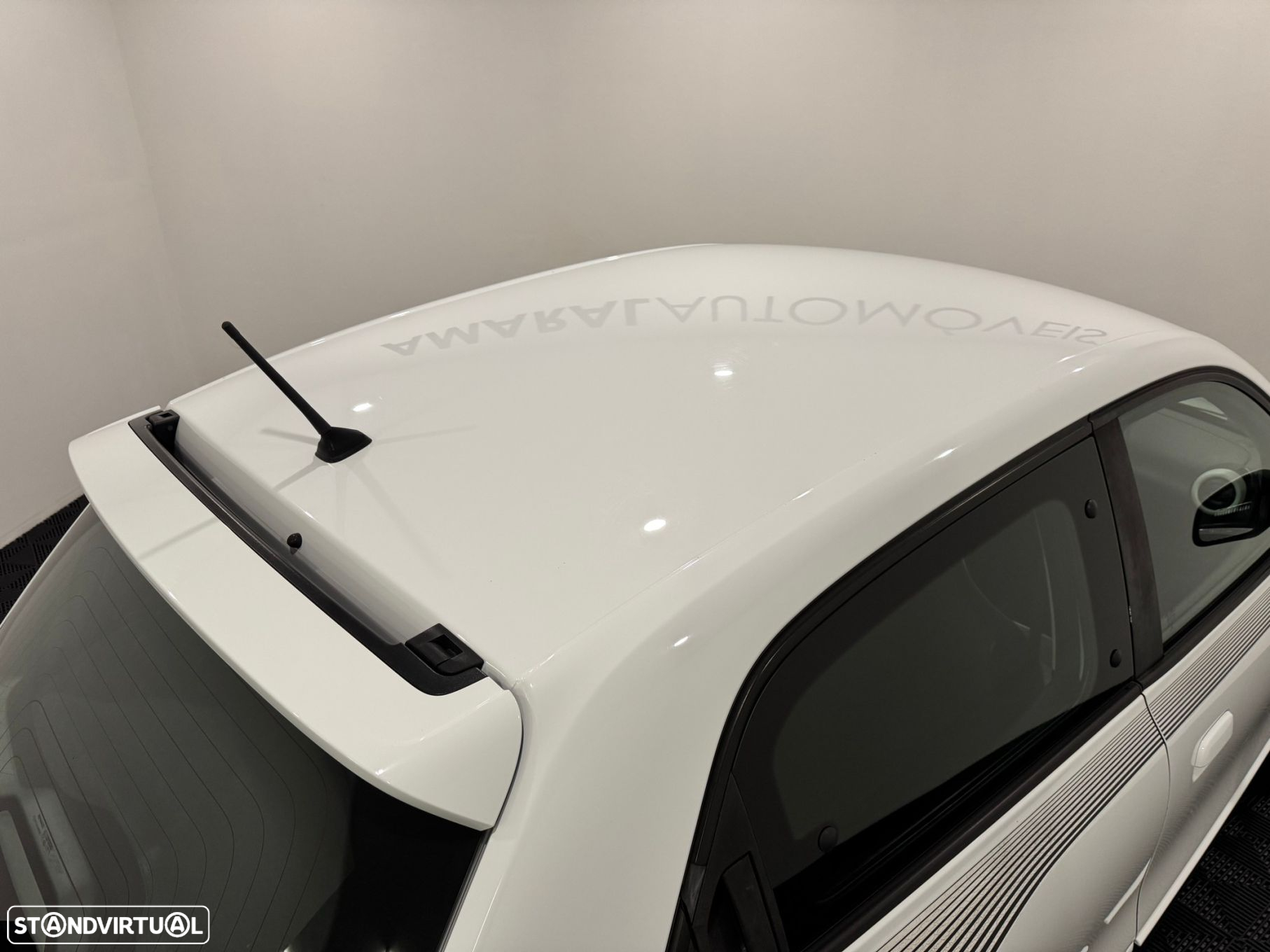 Renault Twingo 1.0 SCe Limited - 26