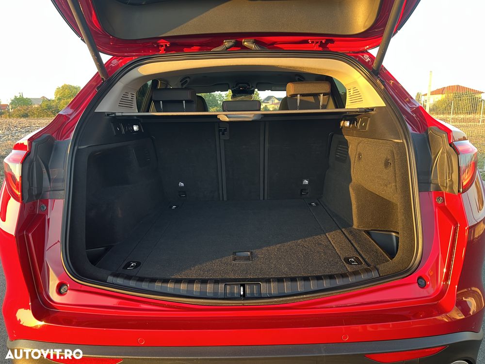 Alfa Romeo Stelvio 2.0 Turbo 16V AT8-Q4 Super - 9
