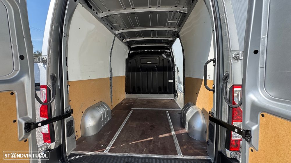 Renault Master 2.3 dCi L2 H2 Cx Automática - 6