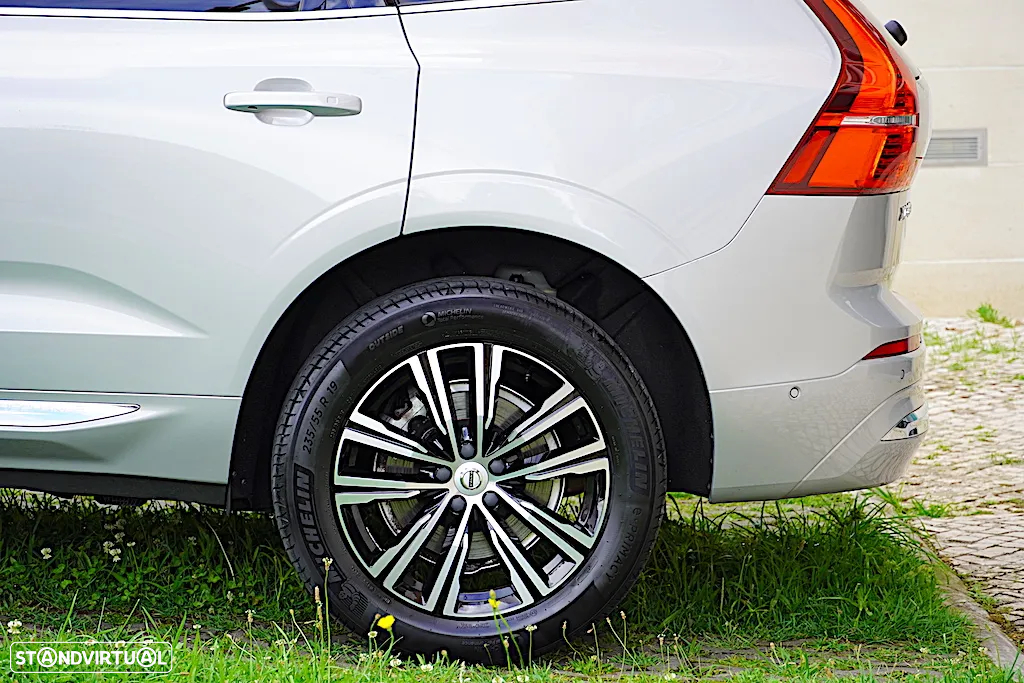 Volvo XC 60 2.0 T6 PHEV Inscription AWD - 5