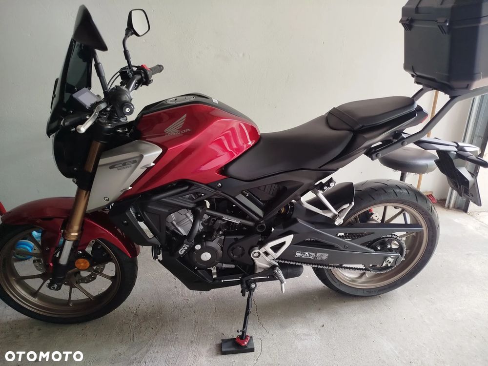 Honda CB - 10