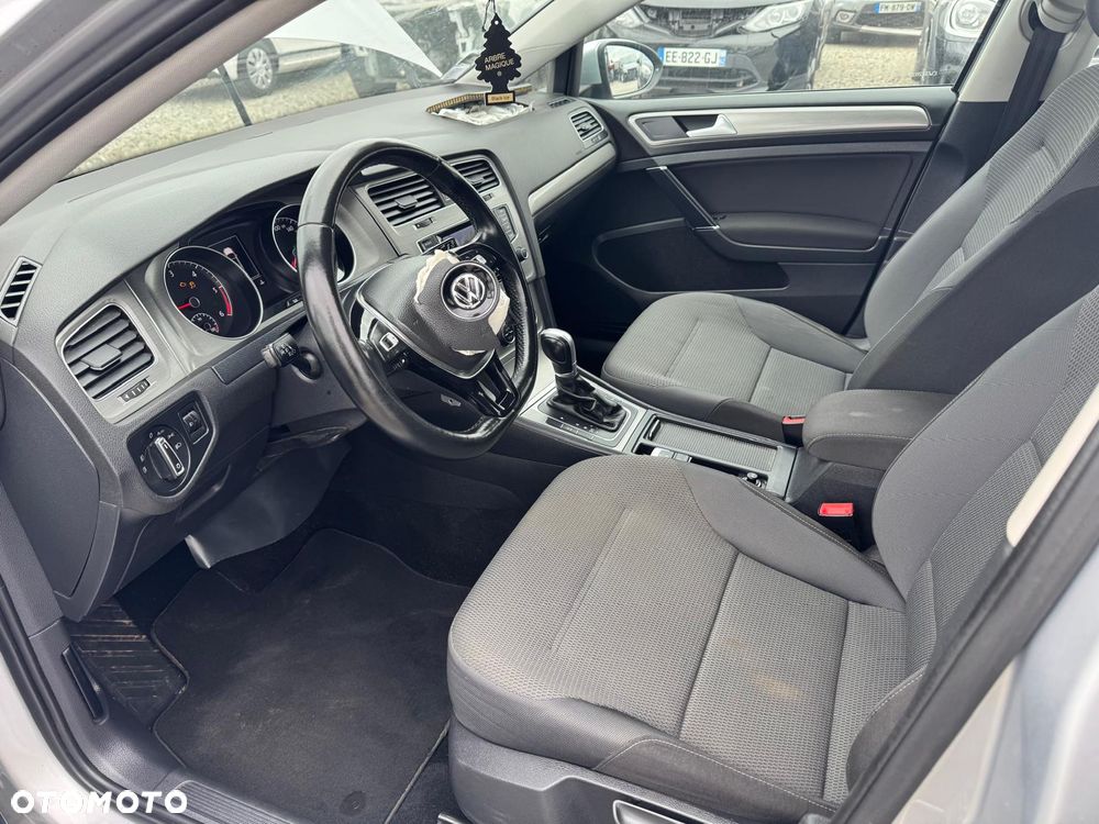 Volkswagen Golf 1.6 TDI DPF BlueMotion Technology DSG Comfortline - 22