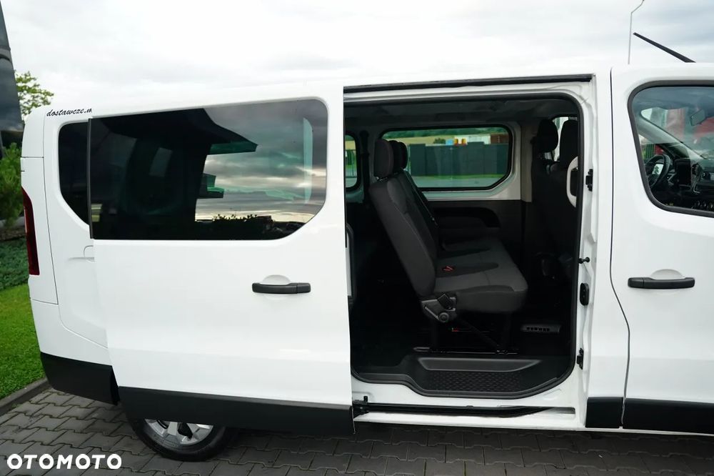 Renault TRAFIC III / BUS / 9 MIEJSC / 2022 ROK / SERWISOWANY / EURO 6 - 32