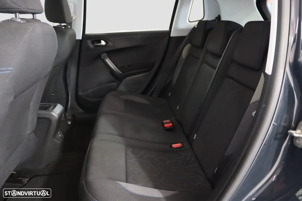 Peugeot 2008 1.2 PureTech Style - 16