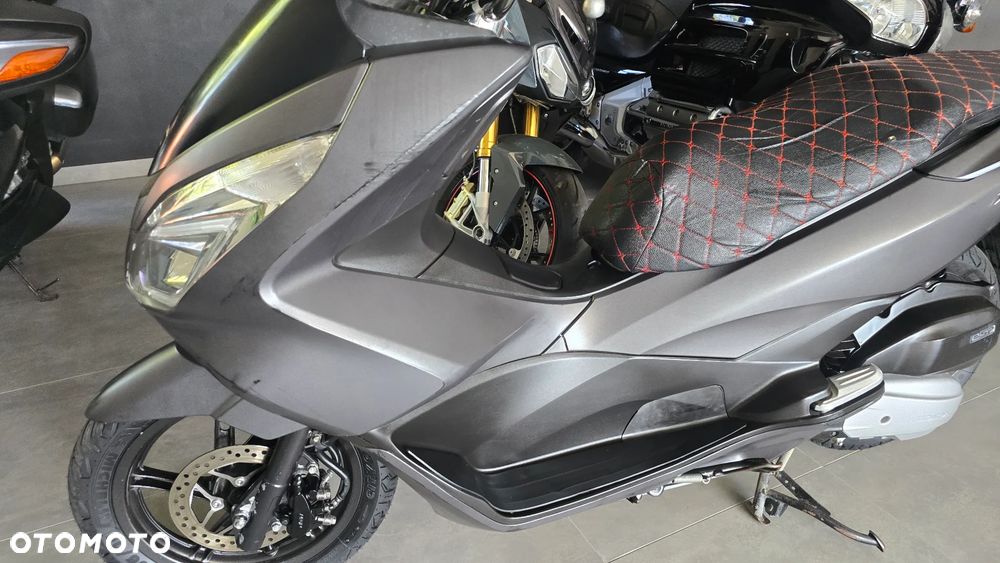 Honda PCX - 7
