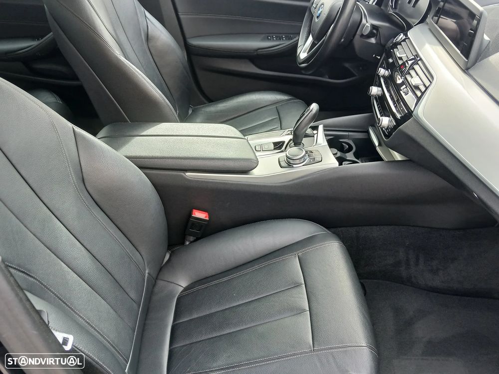 BMW 520 d Line Luxury Auto - 15