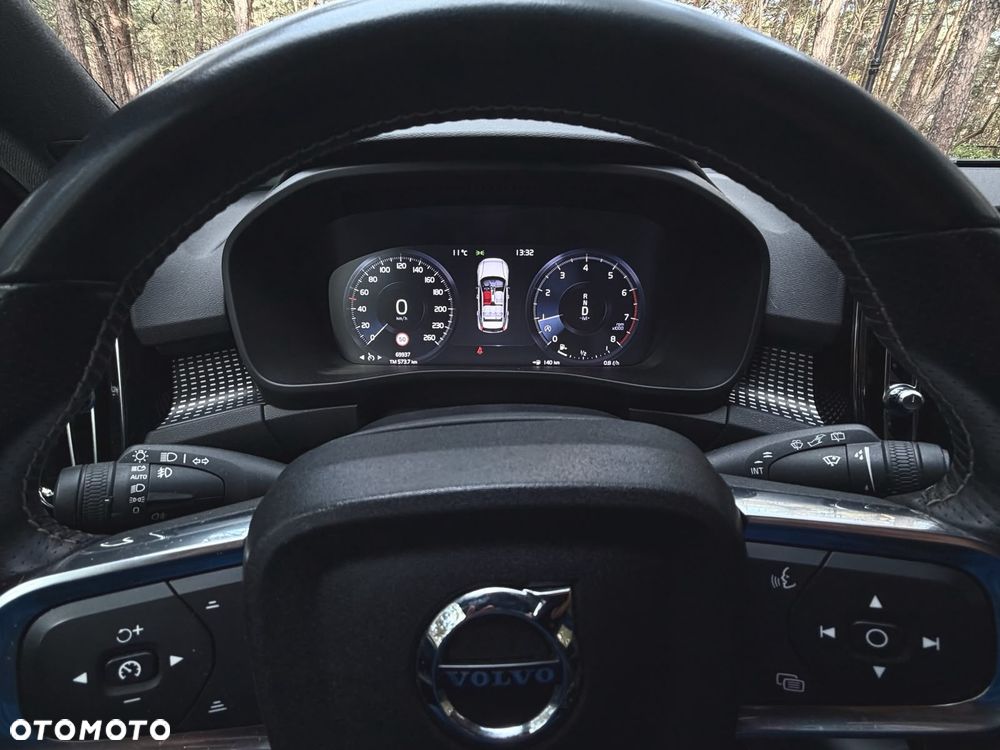 Volvo XC 40 - 12