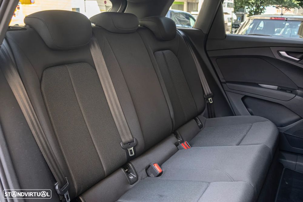 Audi Q4 e-tron 35 - 26