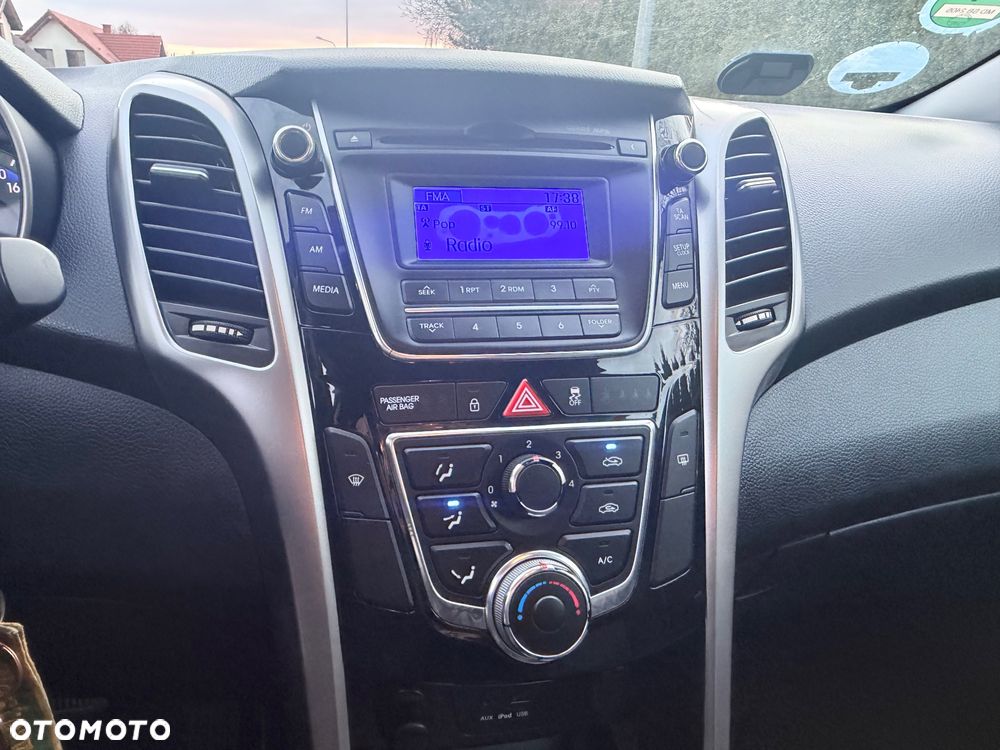 Hyundai i30 - 15