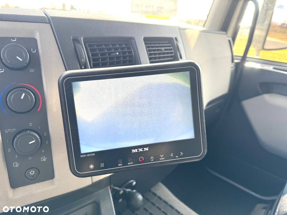 Volvo FL 240 / CHŁODNIA / WINDA ZEPRO - 20
