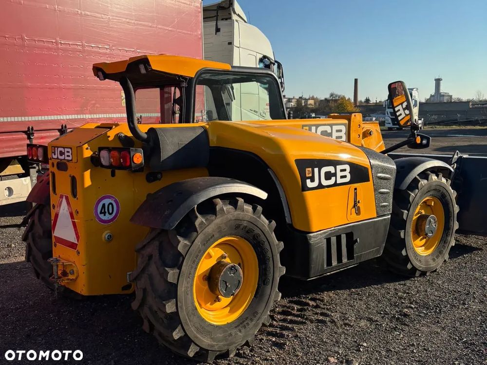 JCB 527-58 Agri Turbo - 3