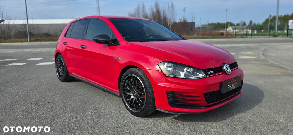 Volkswagen Golf GTI (BlueMotion Technology) DSG - 4