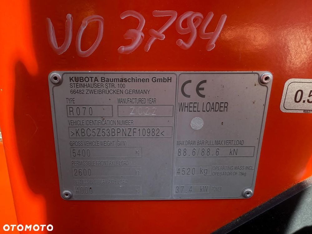 Kubota R070 - 29