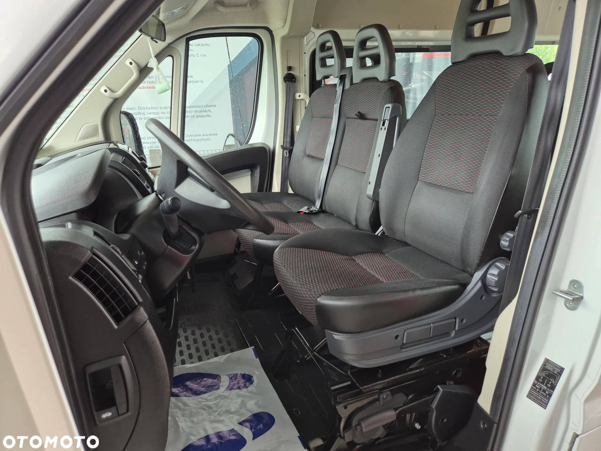 Peugeot Boxer 333 BlueHDi L2H2 - 20