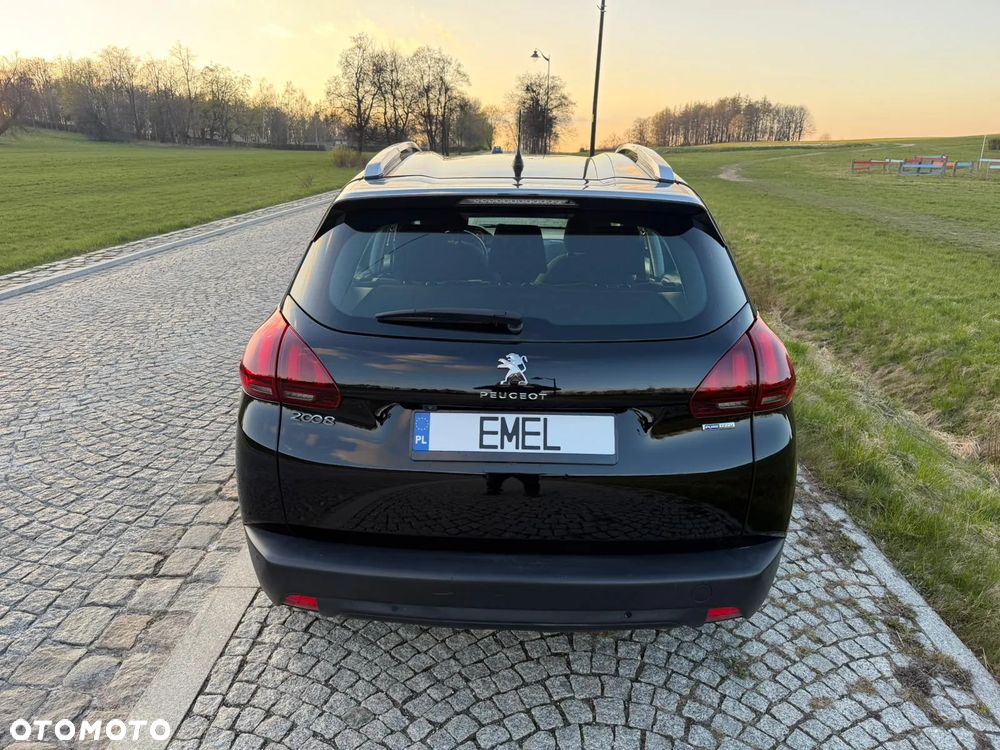 Peugeot 2008 1.2 VTi/Pure Tech Active - 9