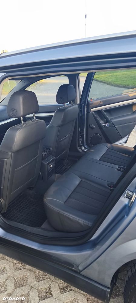 Opel Vectra 1.9 CDTI DPF - 22