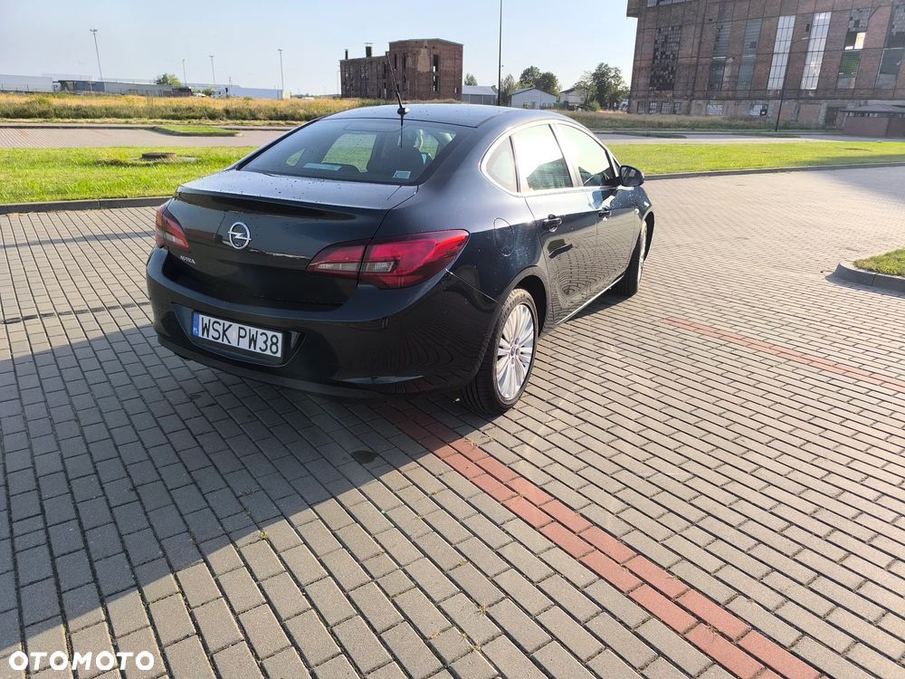 Opel Astra - 3