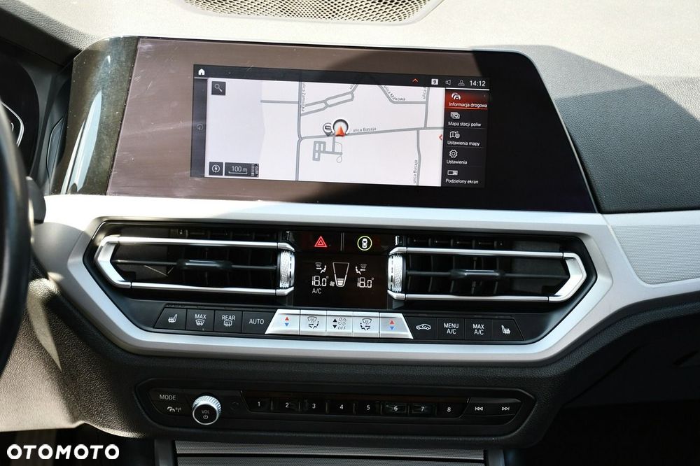 BMW Seria 3 320d mHEV - 23