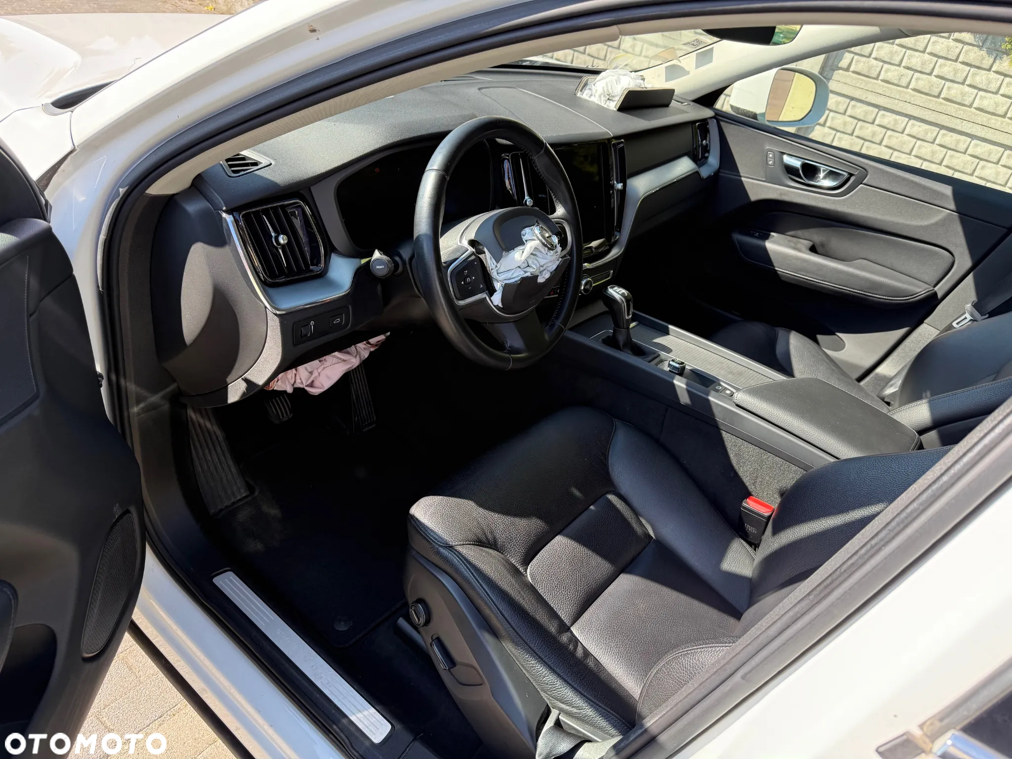 Volvo XC 60 D3 Momentum Pro - 10