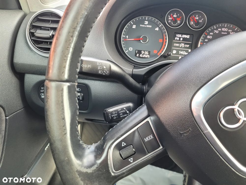Audi A3 2.0 TDI DPF Ambiente S tronic - 16
