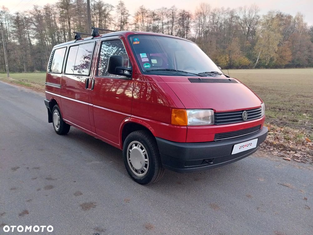 Volkswagen Multivan - 1