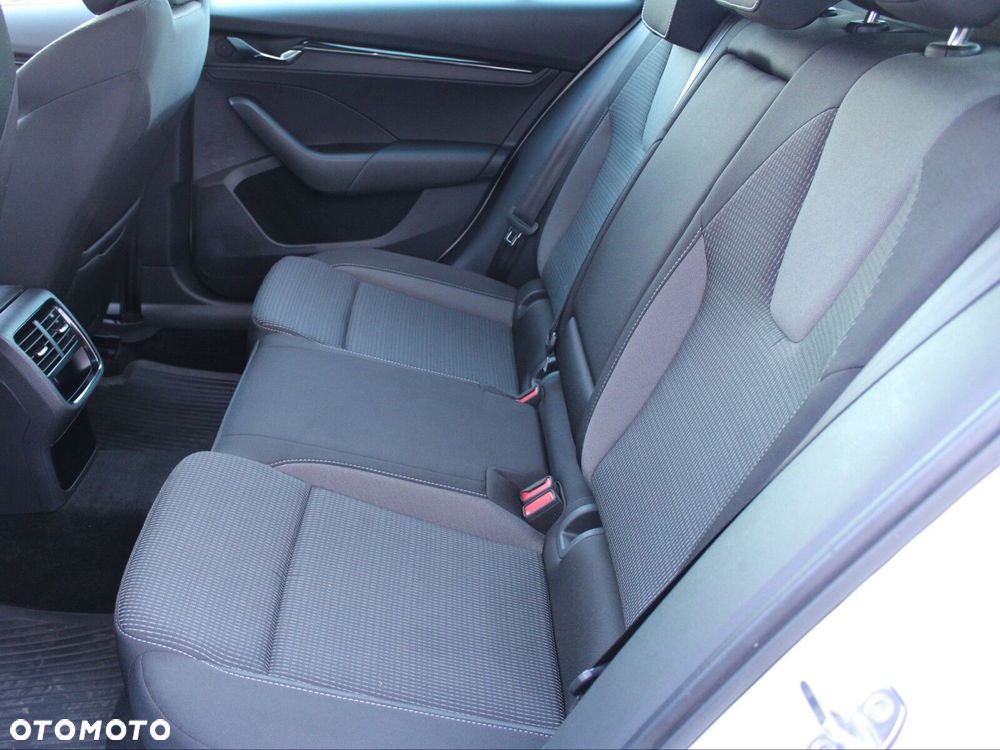 Skoda Octavia 2.0 TDI Ambition - 14