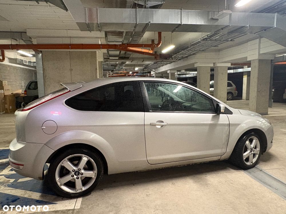 Ford Focus - 8