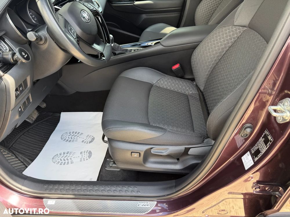 Toyota C-HR 1.8 HSD 122 CP 4x2 CVT Cult - 15