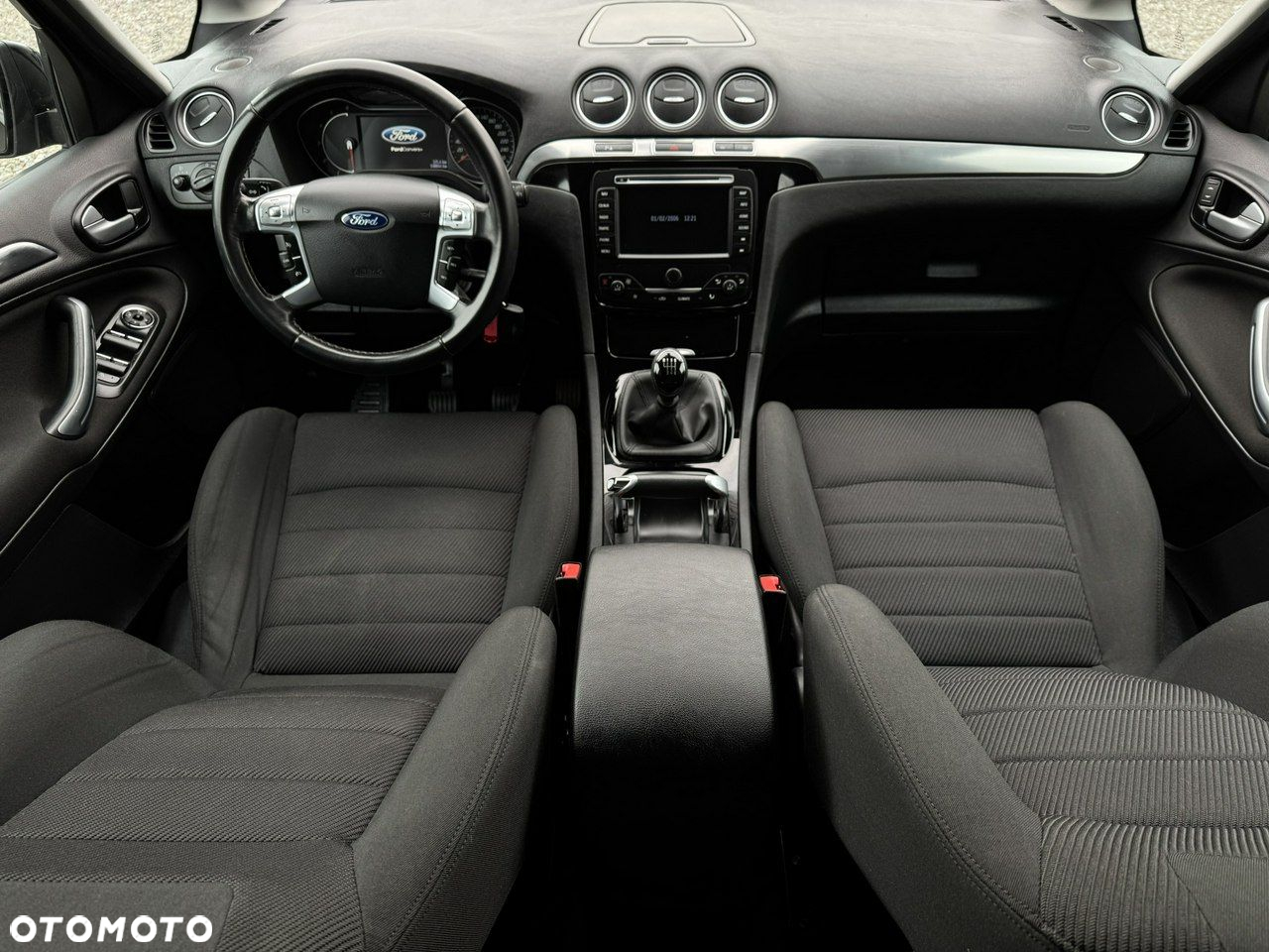 Ford S-Max - 22