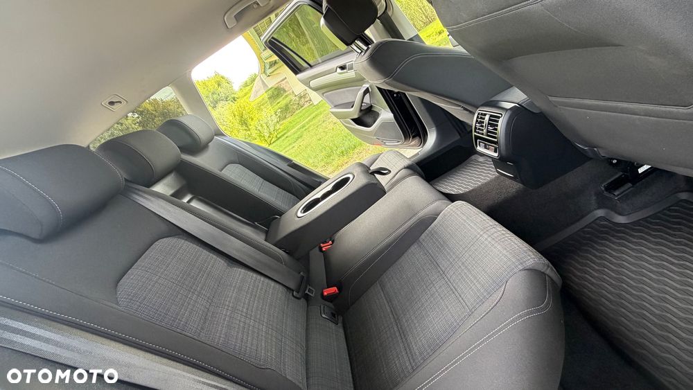Volkswagen Passat 2.0 TDI SCR DSG - 7