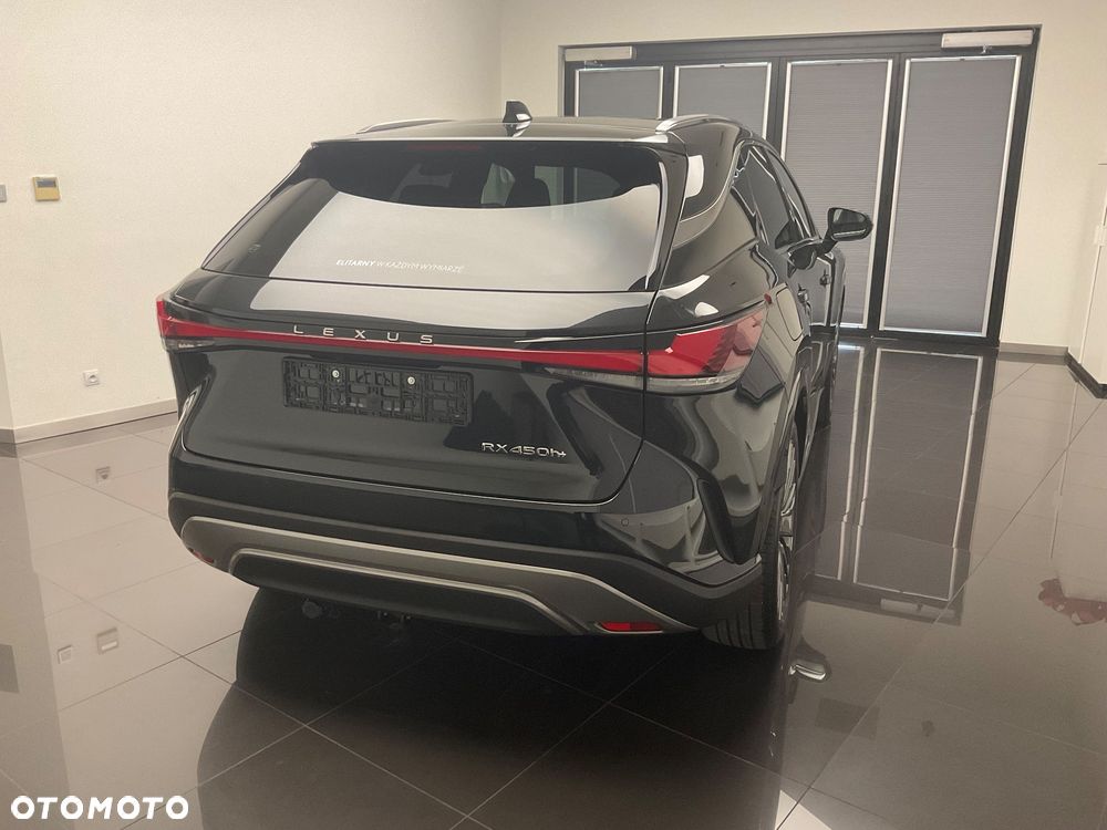Lexus RX 450h+ Omotenashi - 5