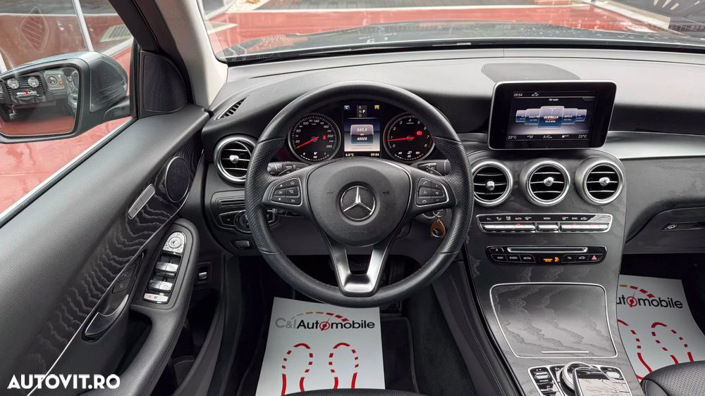 Mercedes-Benz GLC - 13