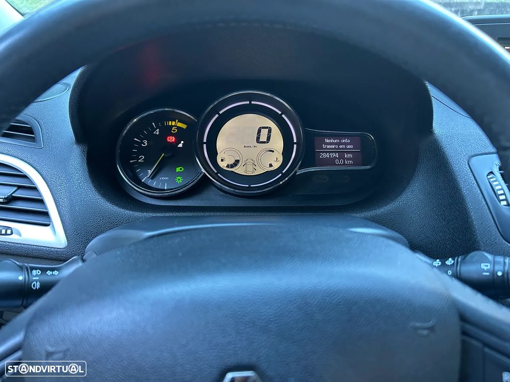 Renault Mégane Sport Tourer 1.5 dCi Dynamique - 19