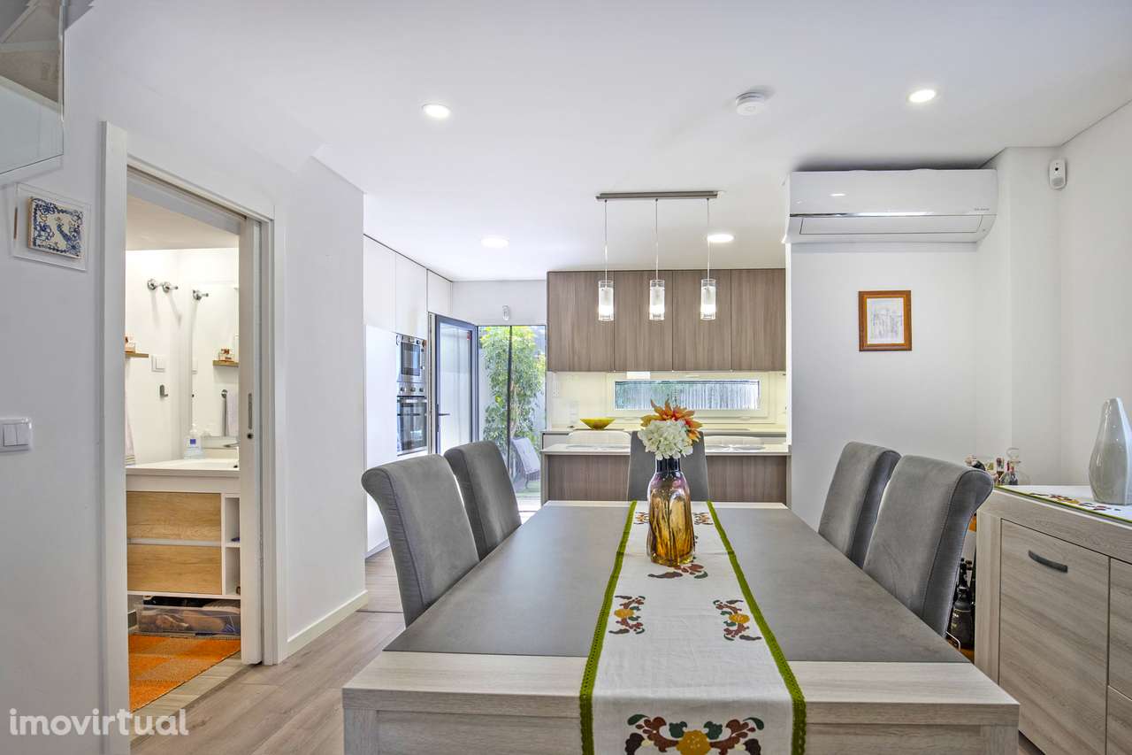 Moradia T3+1 garagem box jardim Quinta do Conde Sesimbra - Grande imagem: 2/49