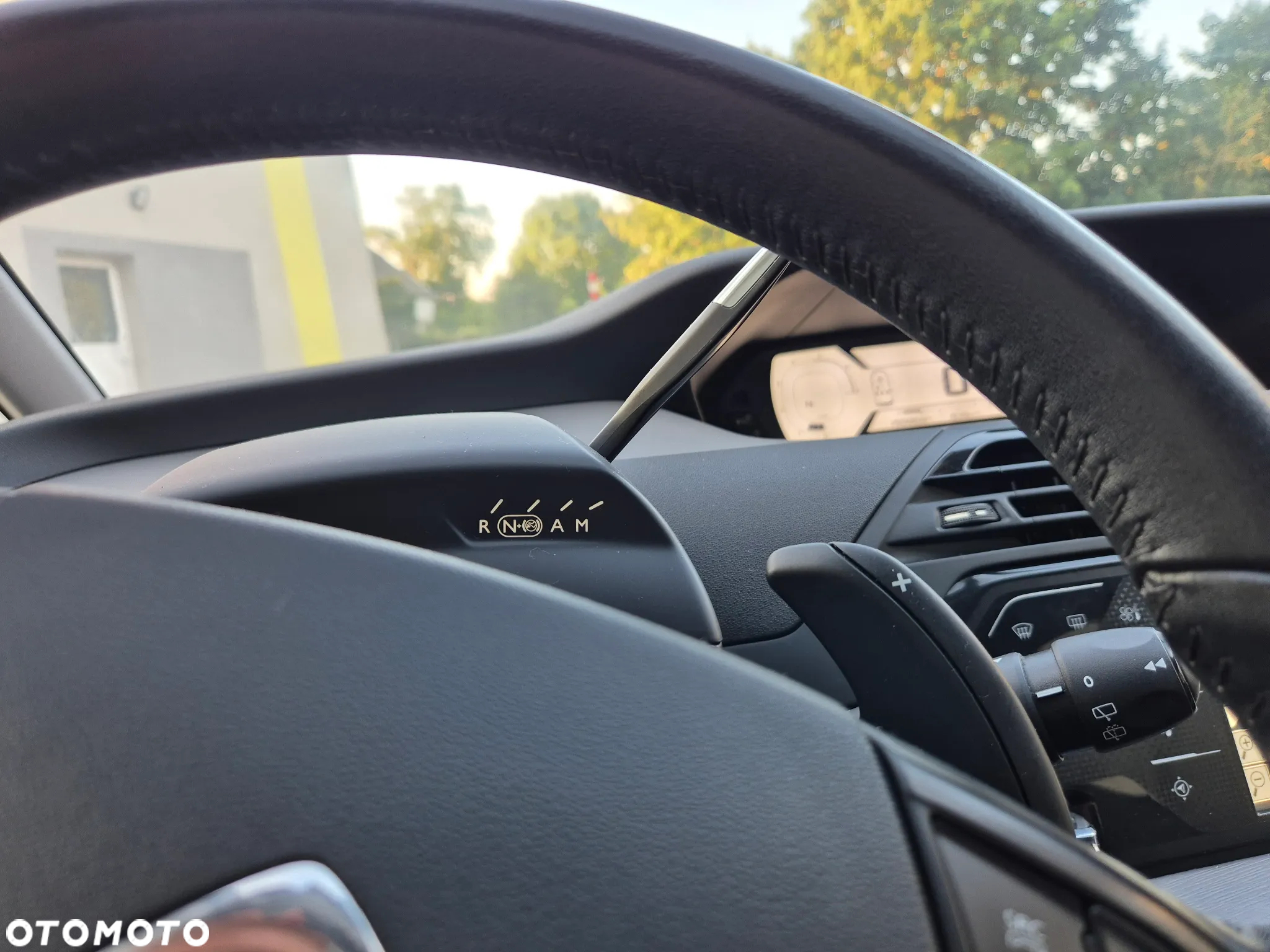 Citroën C4 Picasso 1.6 e-HDi Intensive ETG6 - 32