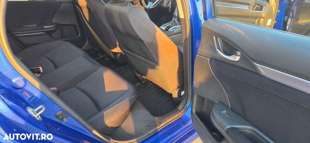 Honda Civic 1.5 VTEC Turbo Elegance Navi - 24