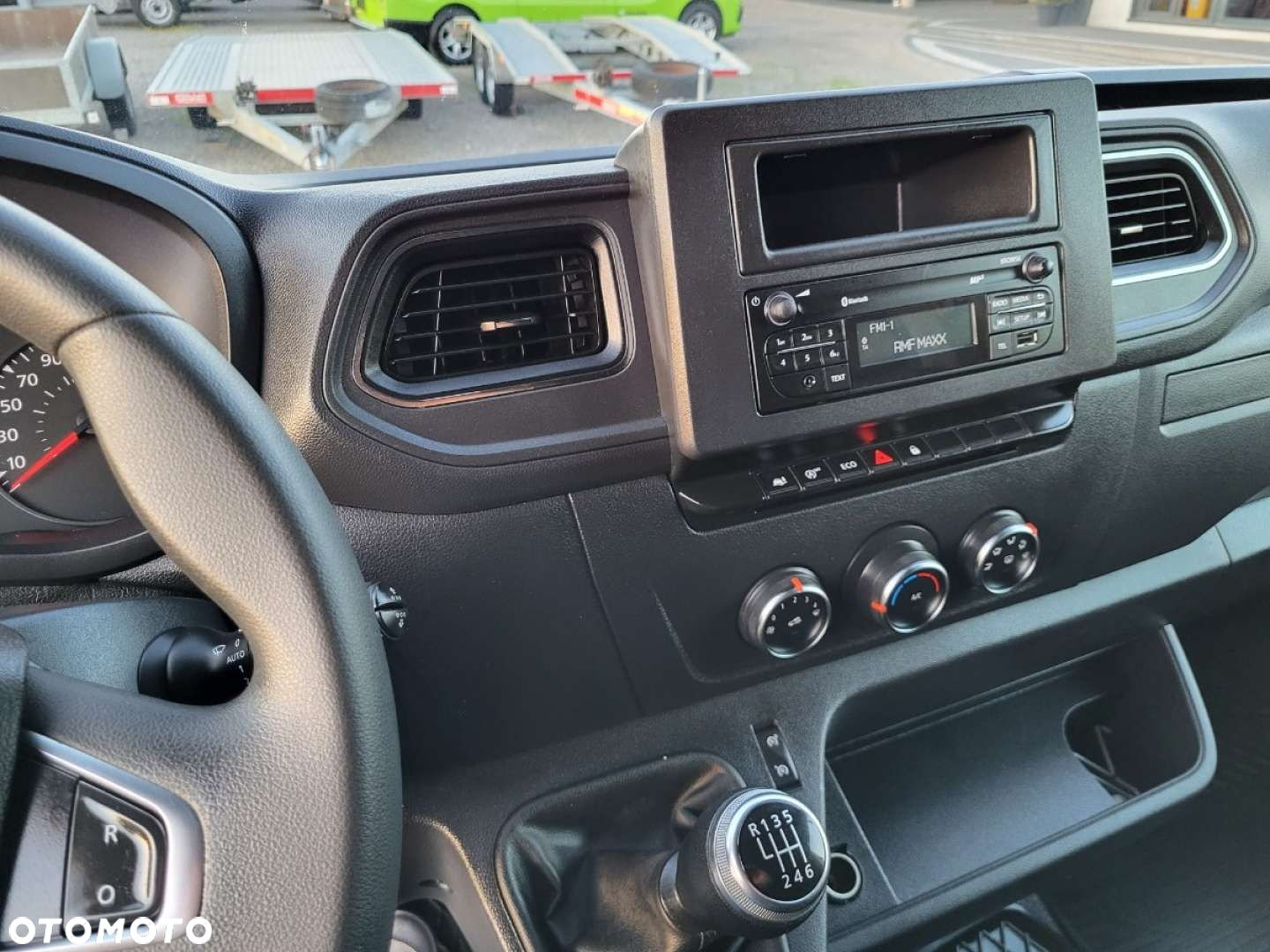 Renault Master 10 europalet Salon Polska - 32
